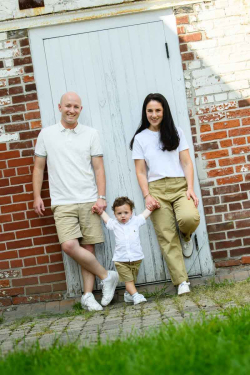 Natalie Braude and Family Portraits